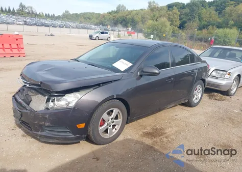 2014 Chevrolet Cruze 1Lt Auto z USA, uszkodzony, nr VIN 1G1PC5SB3E7438360